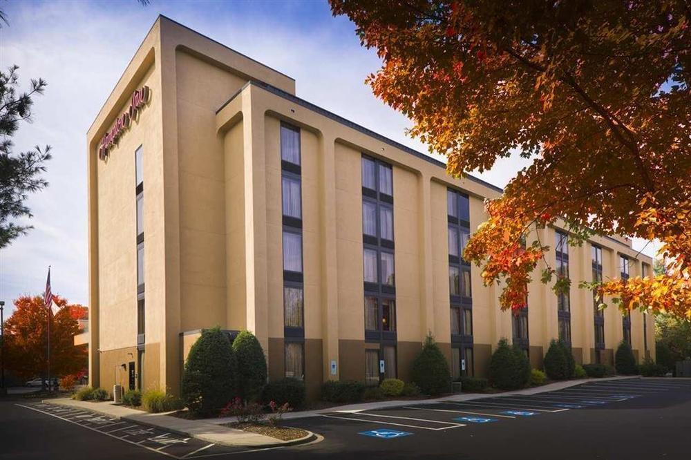 Hampton Inn Asheville - Biltmore Area Exterior foto